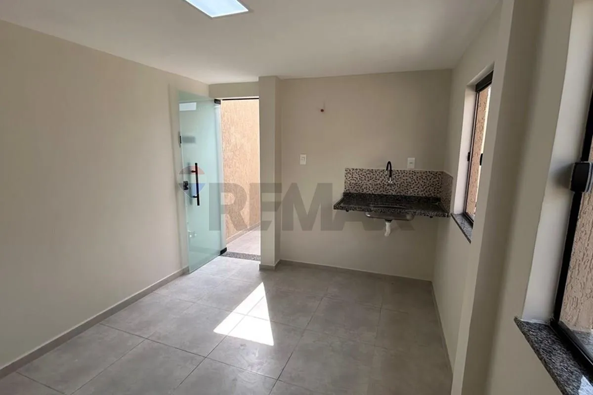 Студия 30 м² на 2 этаже с душем в стекле — photo 3
