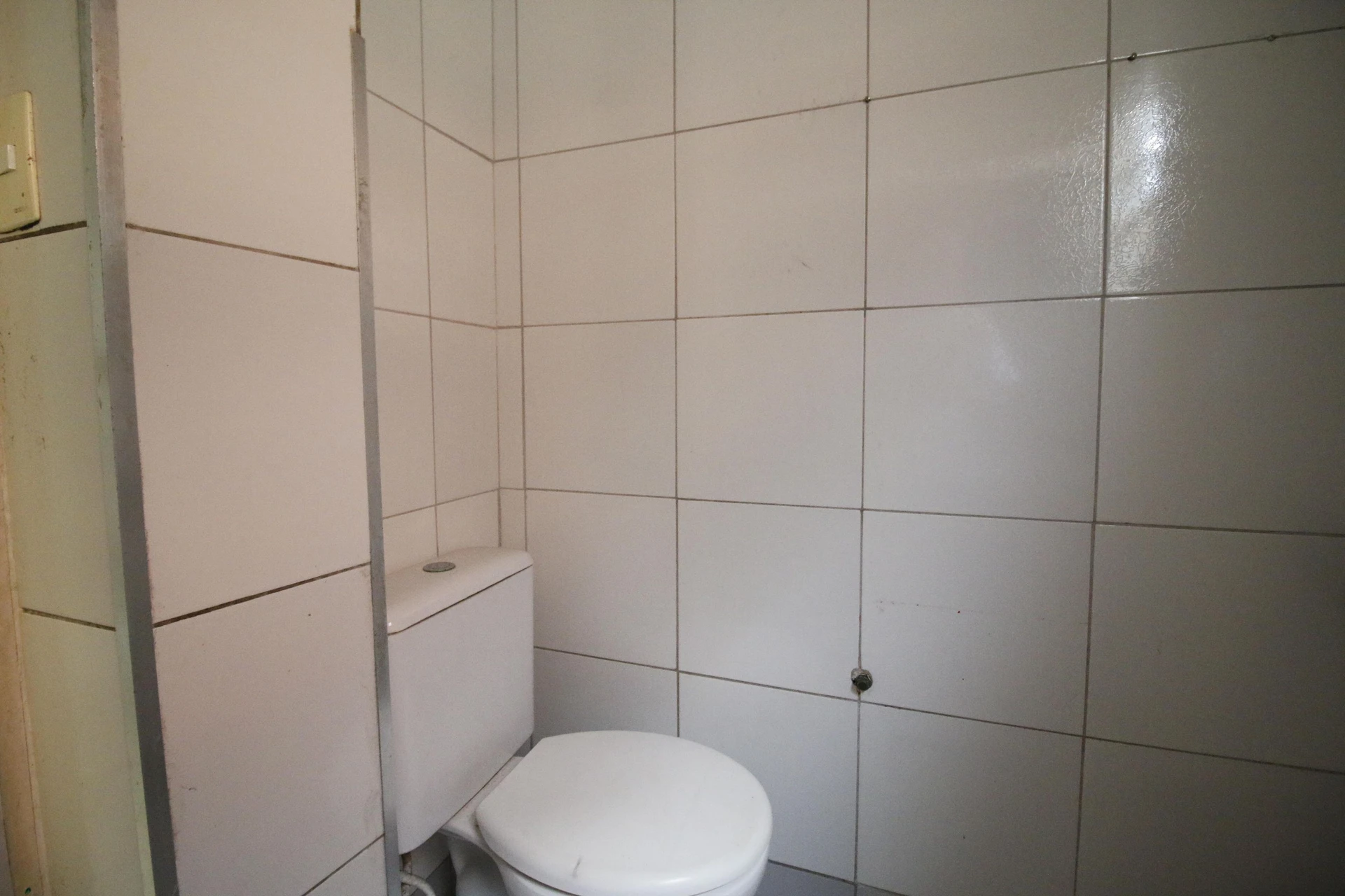 1-bedroom apartment with tile floors — photo 15