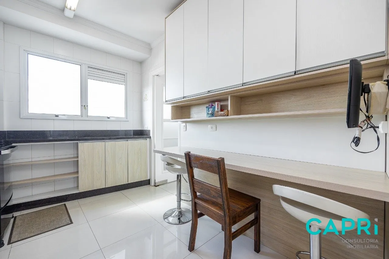 Furnished 318 m² apartment with 4 bedrooms and 3 parking — photo 60