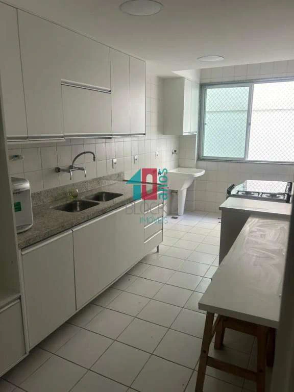Furnished 125 m² apartment with 3 bedrooms and suite — photo 14