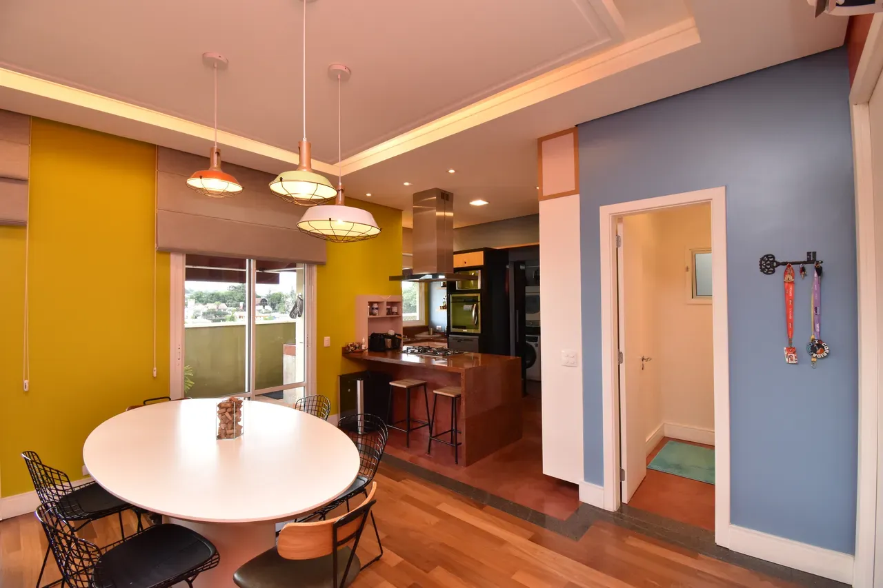 Furnished apartment, 127 m², with a grill on the balcony — photo 9