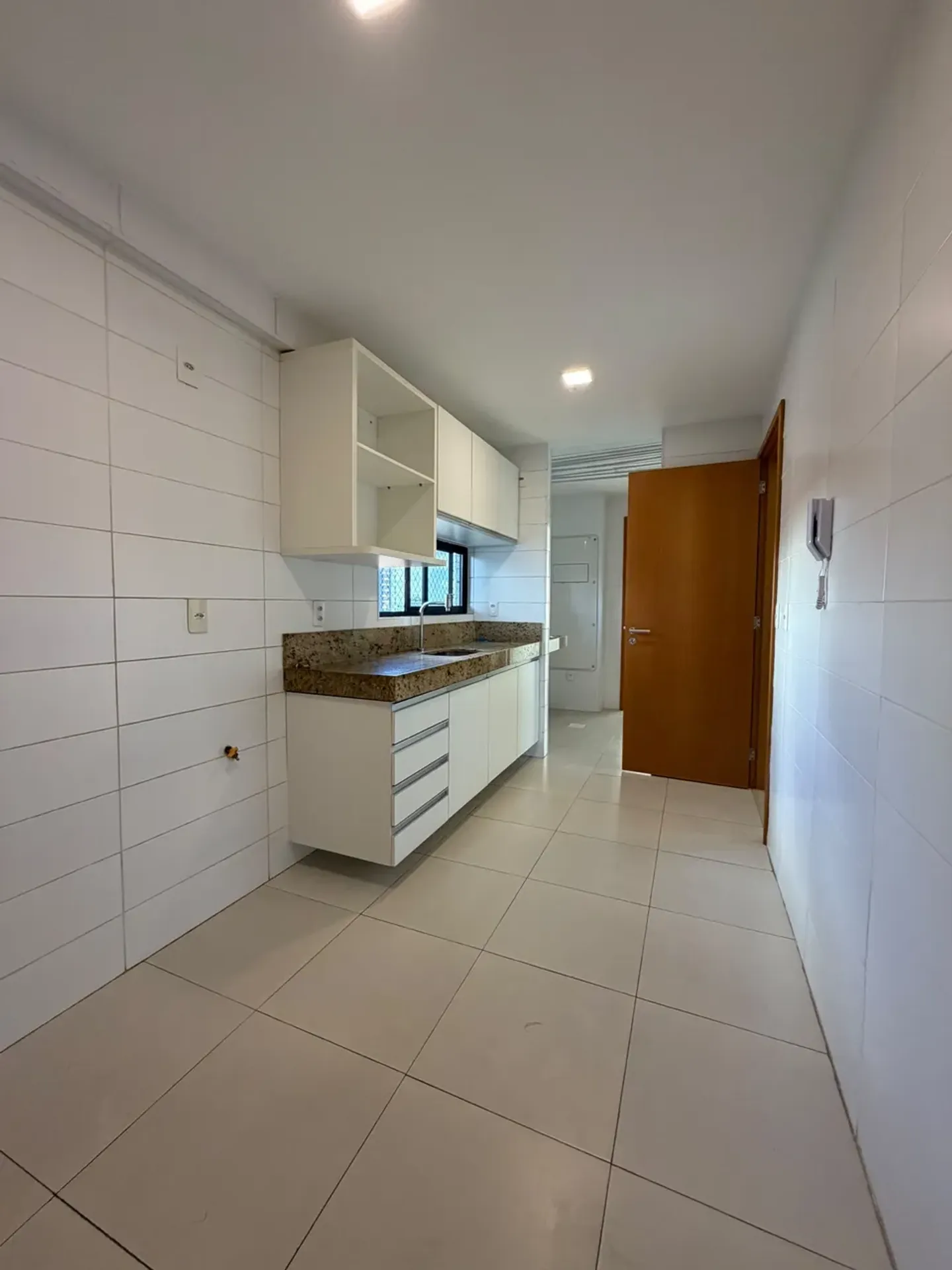 Квартира: 3 спальни, 1 со своей ванной, 93 м², Жуан-Песоа — photo 16