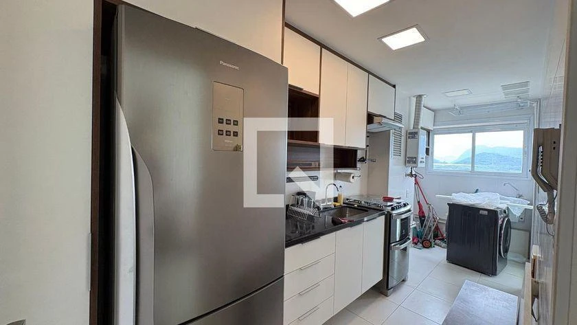 Furnished apartment, 85 m², with a water view — photo 9