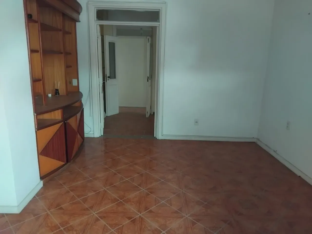 Triplex house with 7 bedrooms and 5 bathrooms — photo 42