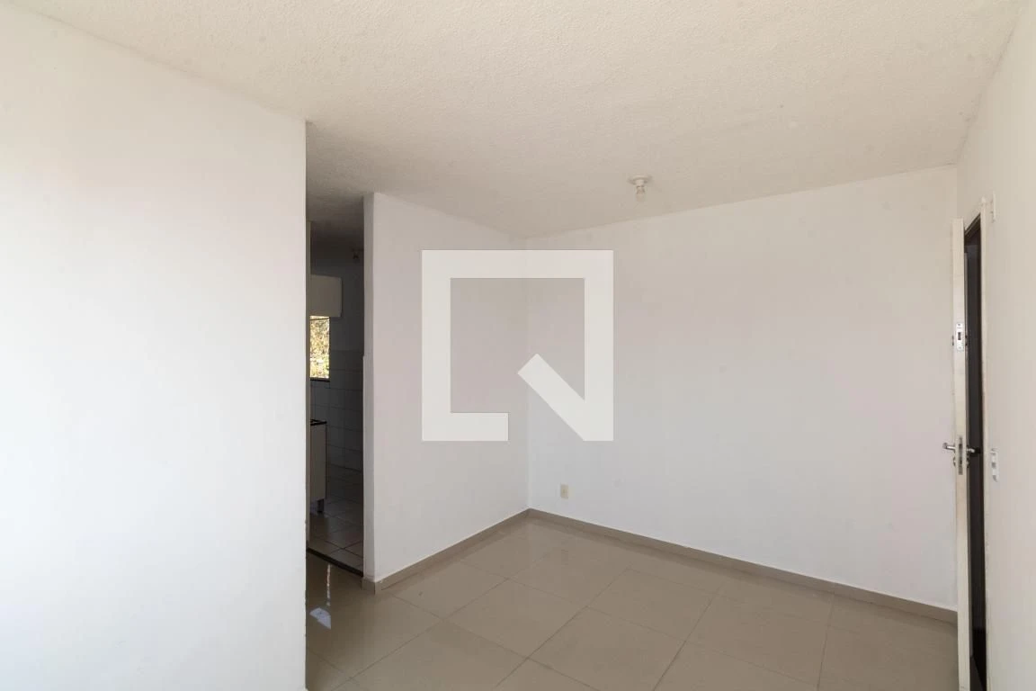 Apartamento sem mobília com churrasqueira na varanda — photo 28