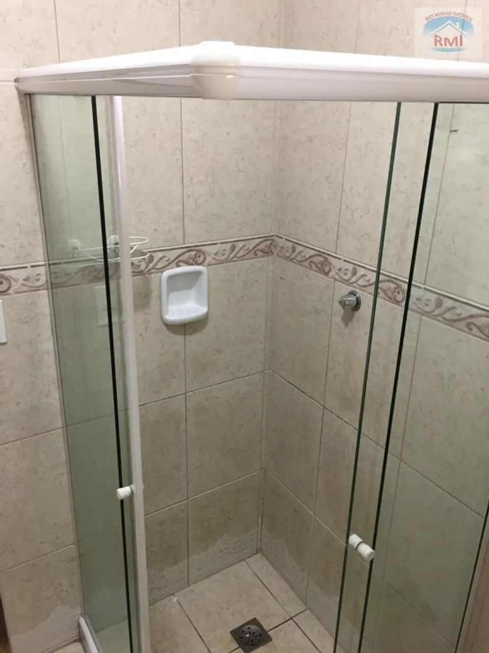 Apartamento com 2 quartos e cozinha separada — photo 19