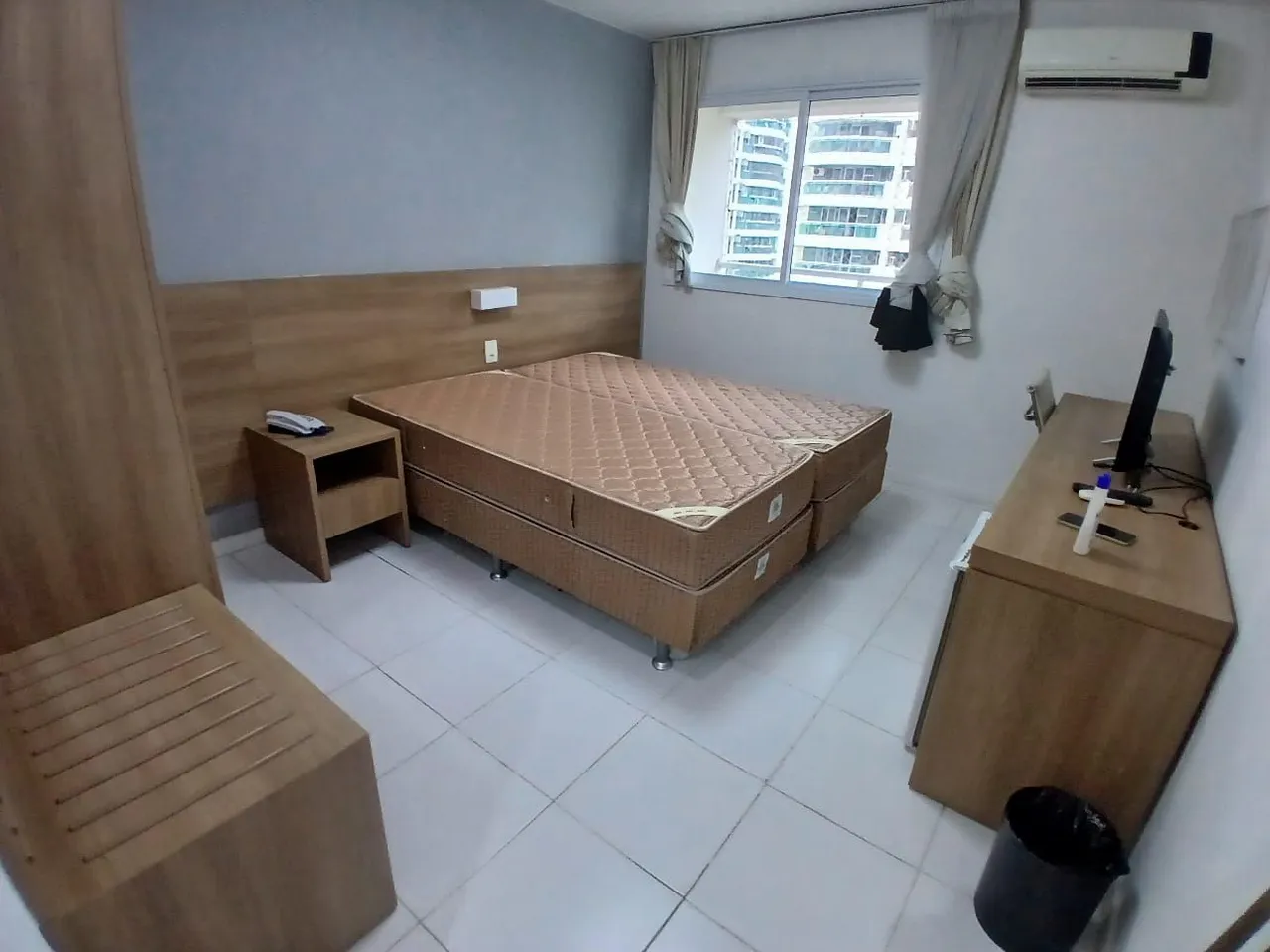 1-bedroom unfurnished apartment with compact kitchen — photo 8