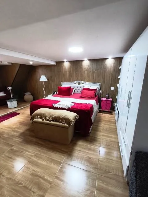 Furnished condominium house with 4 bedrooms and 5 bathrooms — photo 2