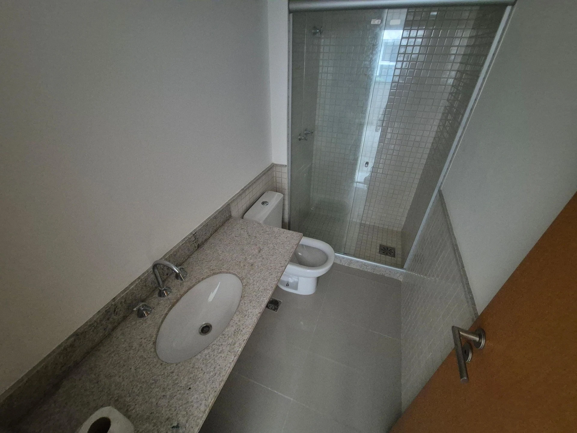 3-bedroom apartment in a building with a sauna — photo 23