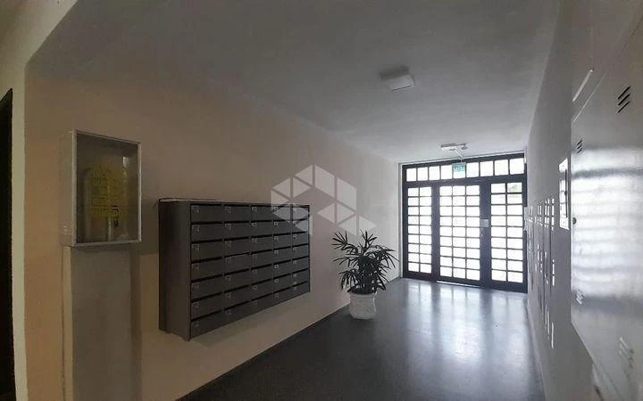 Apartamento de 72 m² con 2 dormitorios y 1 plaza — photo 4
