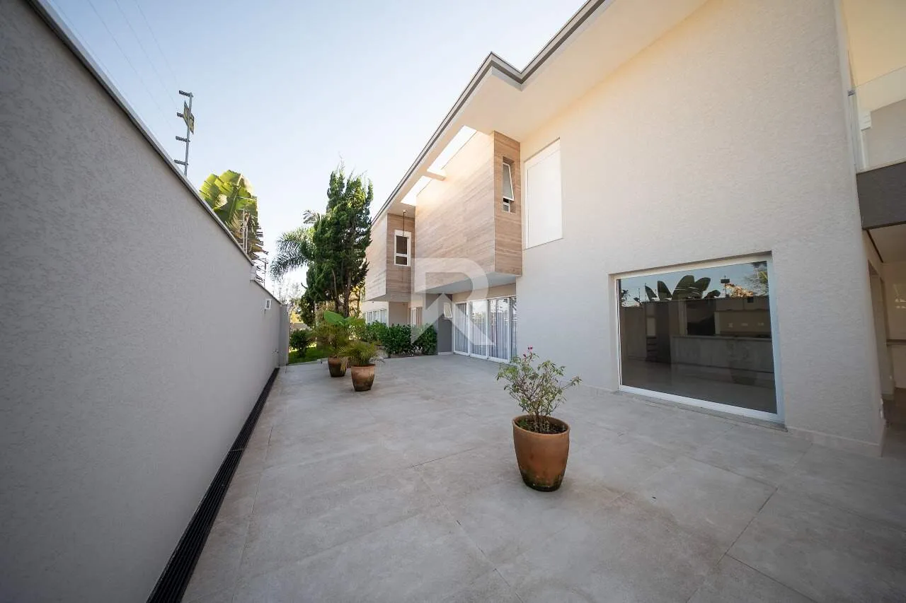 House, 441 m², with a private BBQ — photo 7