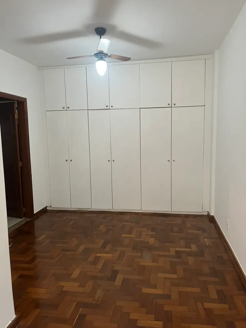 3-bedroom apartment with a closed gas kitchen — photo 4