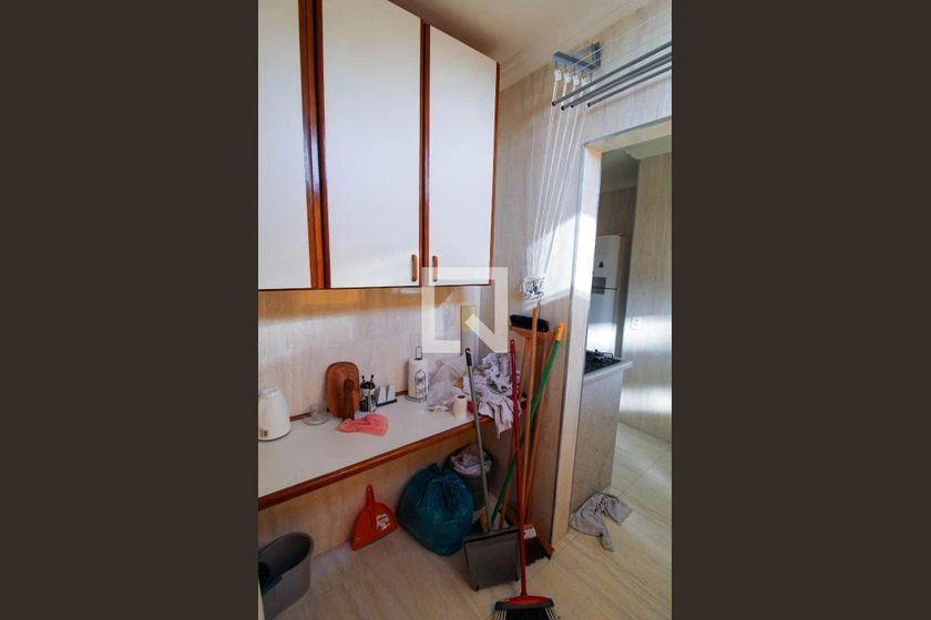 Furnished apartment with 2 bedrooms and 2 bathrooms — photo 25