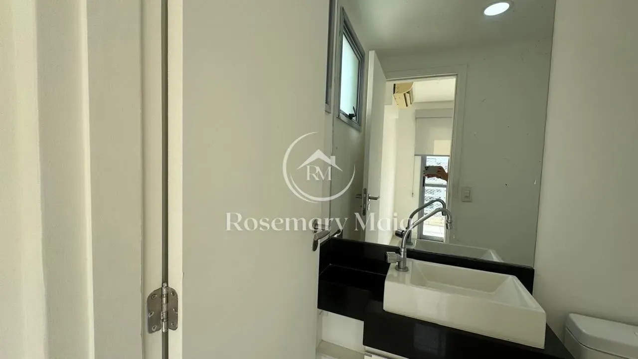 3-bedroom apartment in a building with a sauna — photo 11
