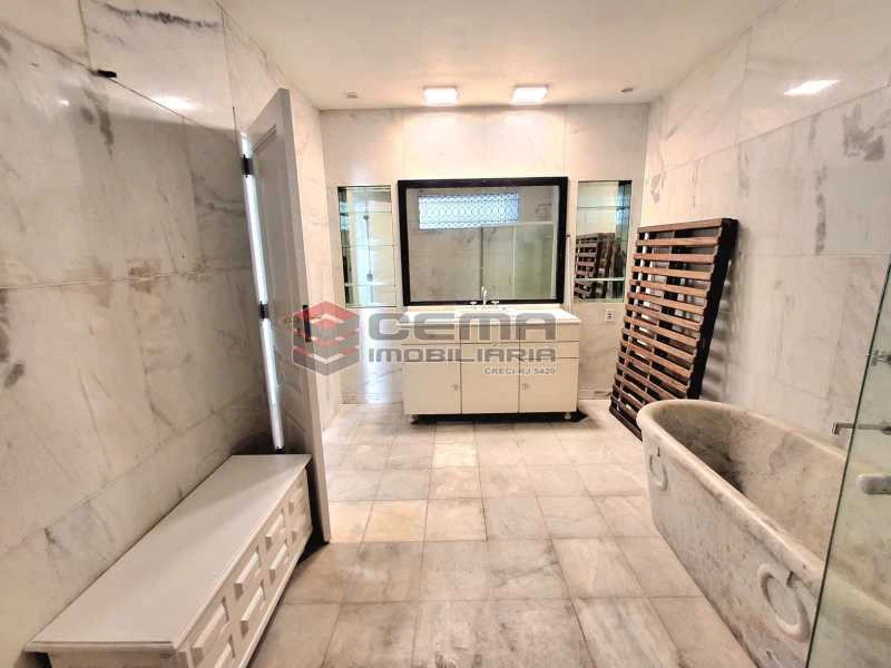 Apartamento de 4 quartos com 414 m² e varanda — photo 9