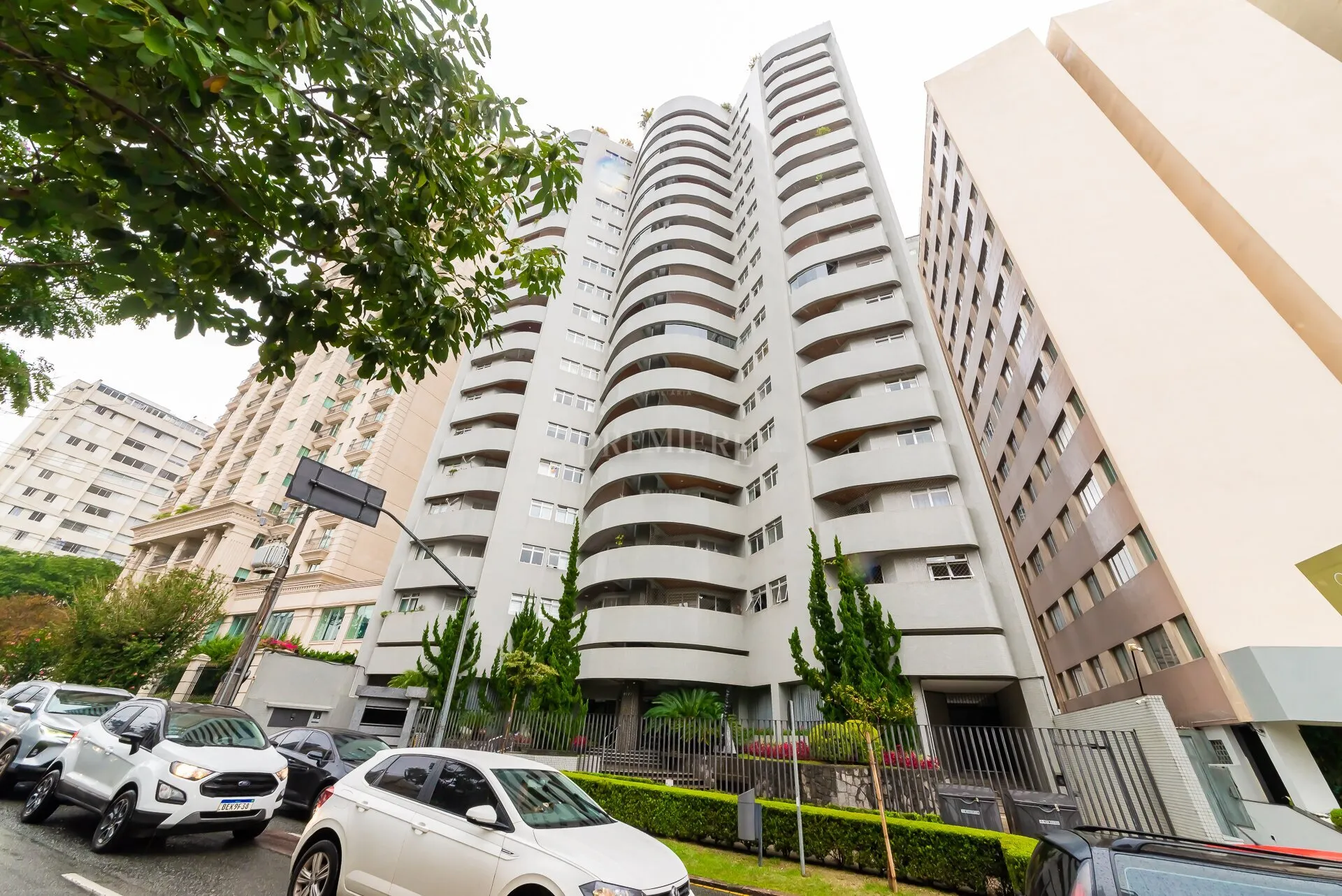 Apartamento de 4 dormitorios con balcón, 265 m² y 2 plazas — photo 35