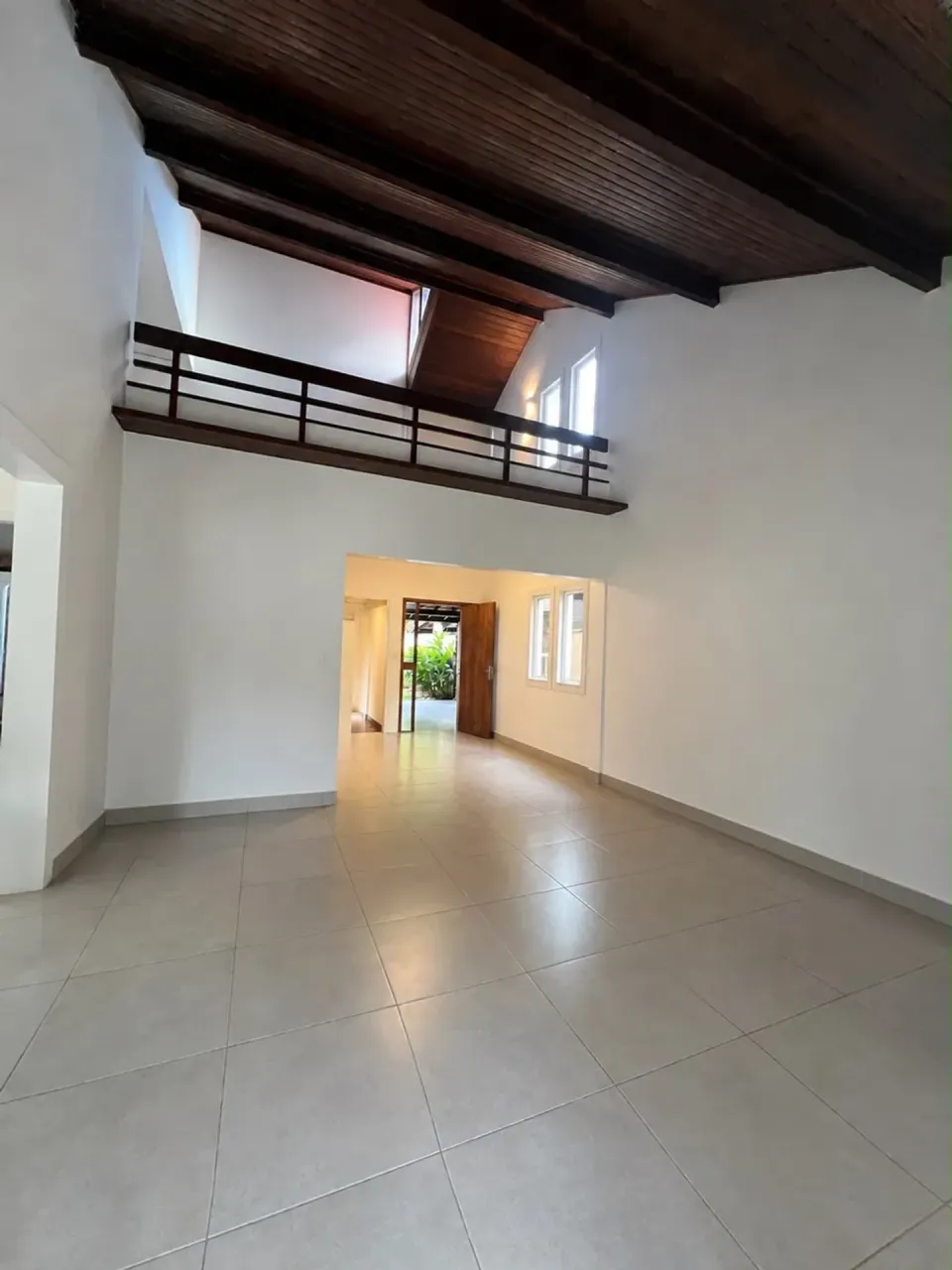Rental house with 4 bedrooms and gas kitchen