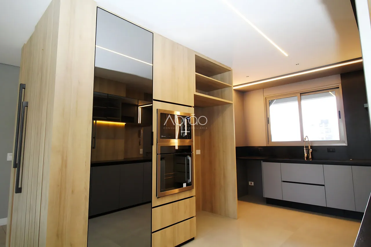 Apartamento 3 suites, 4 baños, 2 plazas, 231 m² — photo 5