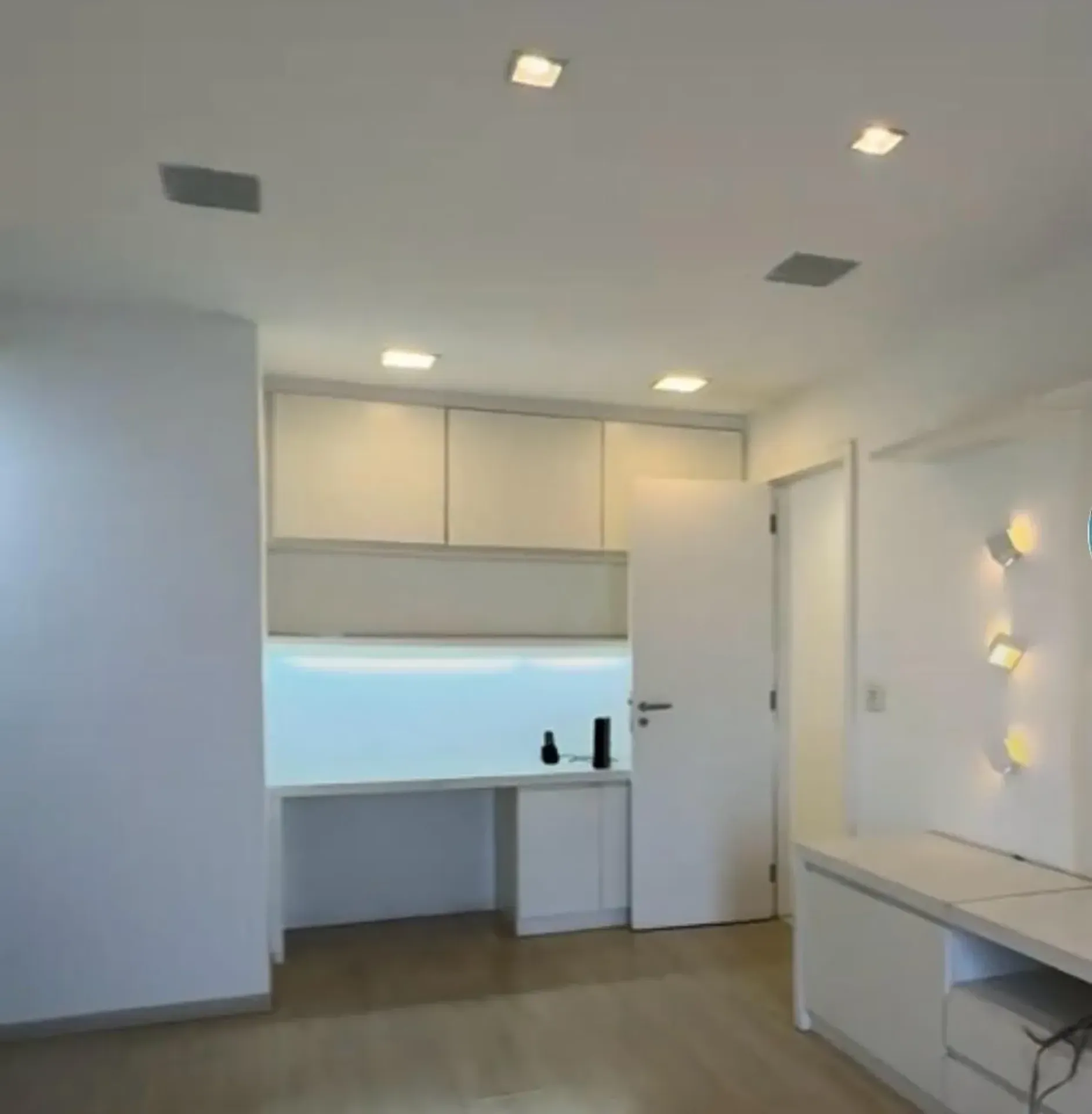 Apartamento com 4 quartos e cozinha fechada a gás — photo 9