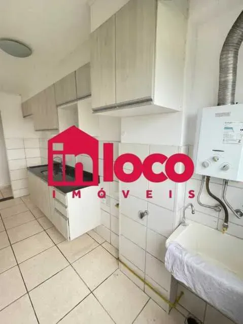 Apartamento com 2 quartos e cozinha fechada — photo 10