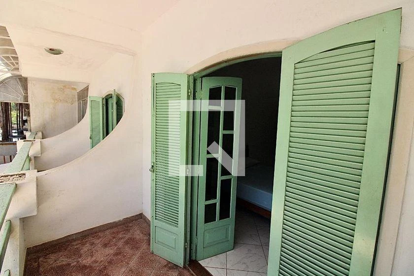 Casa com 6 quartos e 600 m² para aluguel — photo 32