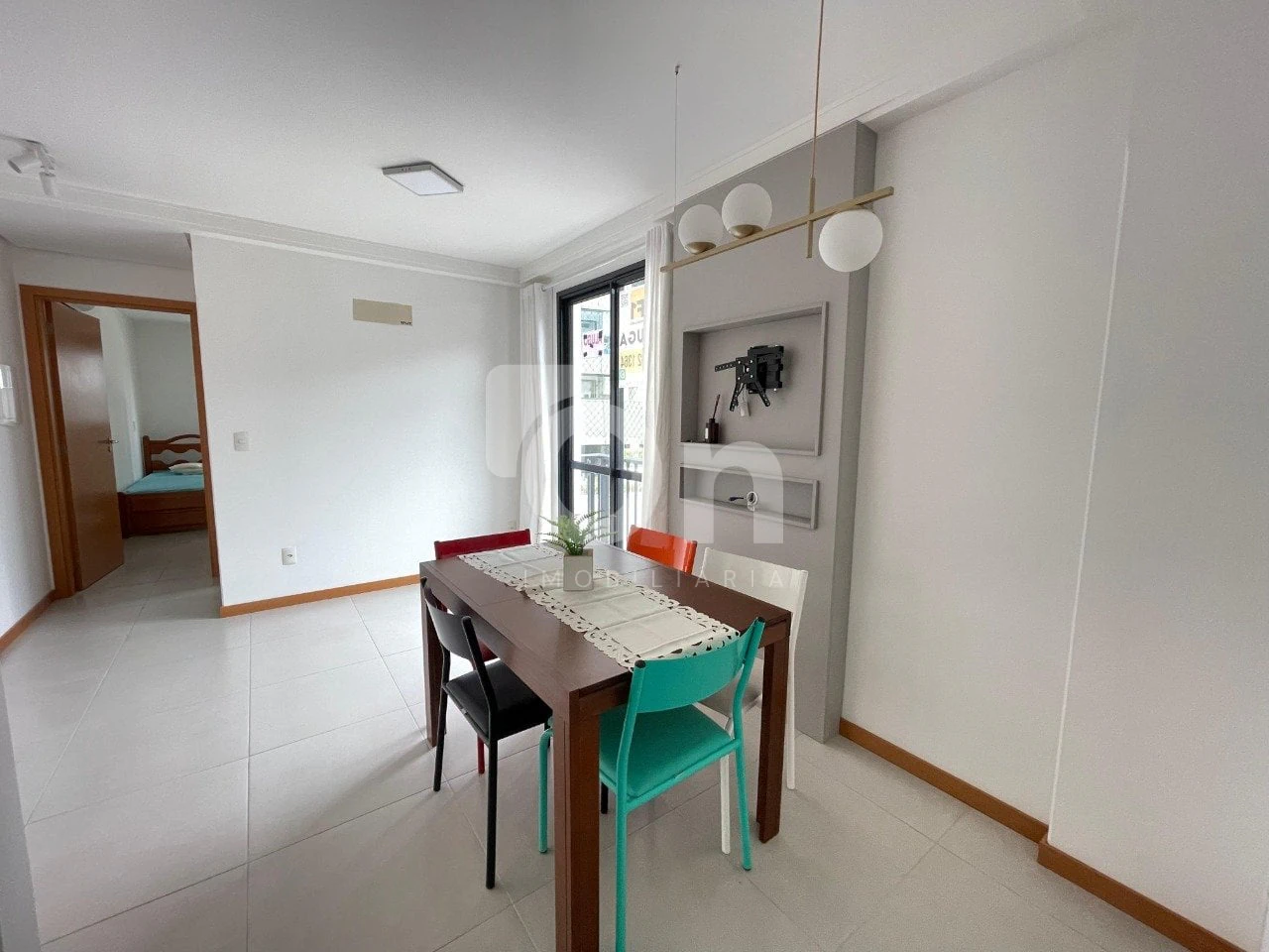 One-bedroom apartment with a mountain view in Florianópolis — photo 10