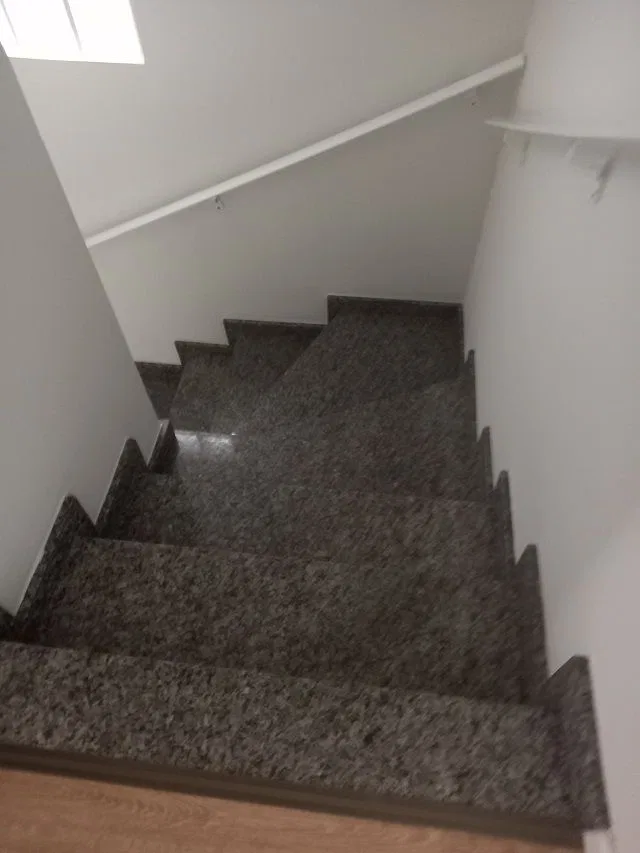 Застеклённый балкон и 3 спальни: дом 180 м² — photo 19