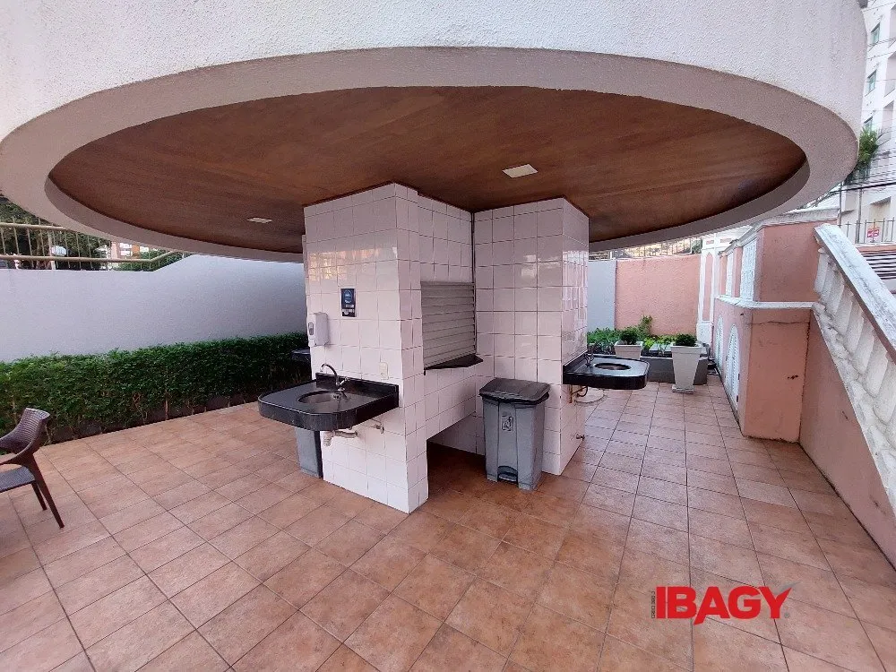 Furnished 3-bedroom apartment with integrated kitchen — photo 55