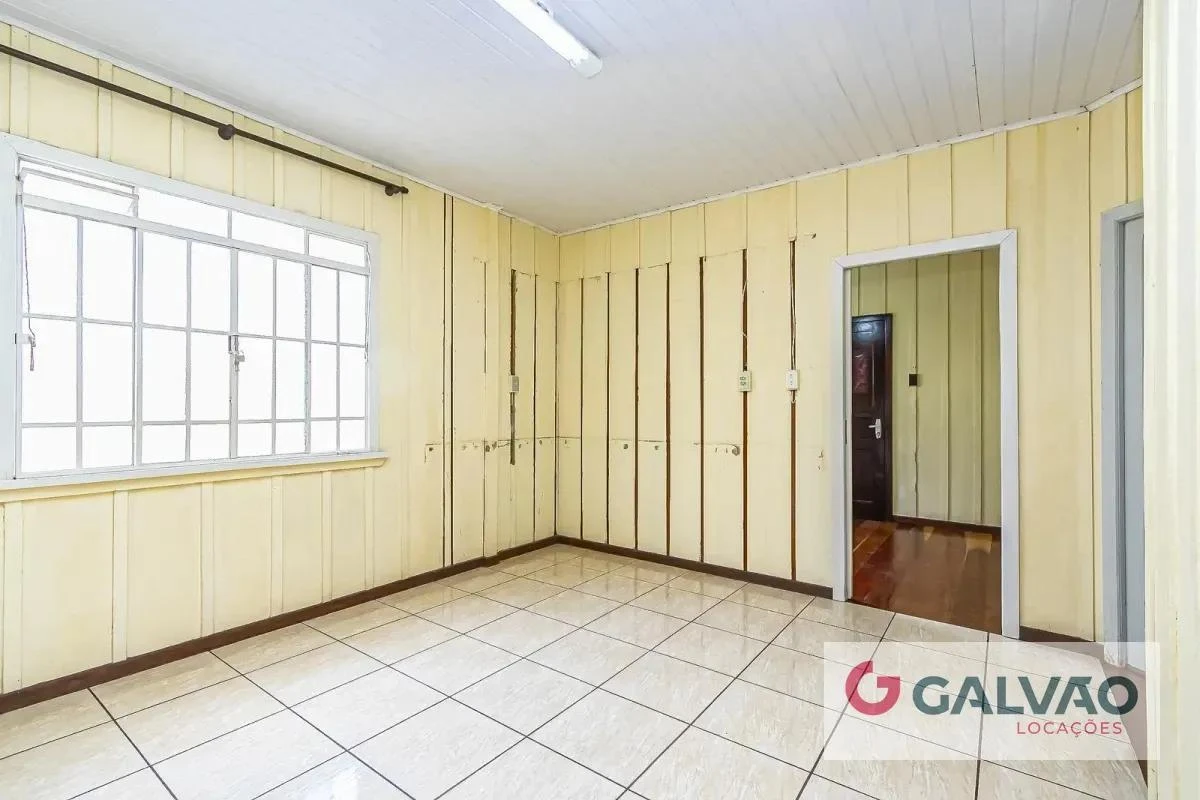 House with a separate kitchen and 5 bedrooms, 224 m² — photo 4