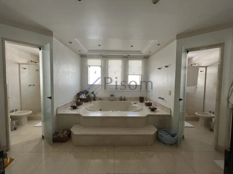 Rental house with 4 en-suite bedrooms and 4 parking spots — photo 53