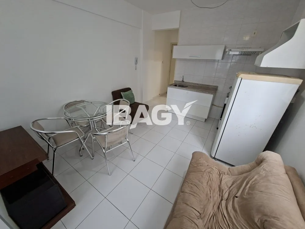 Apartamento mobiliado de 1 dormitório com 40 m² — photo 3
