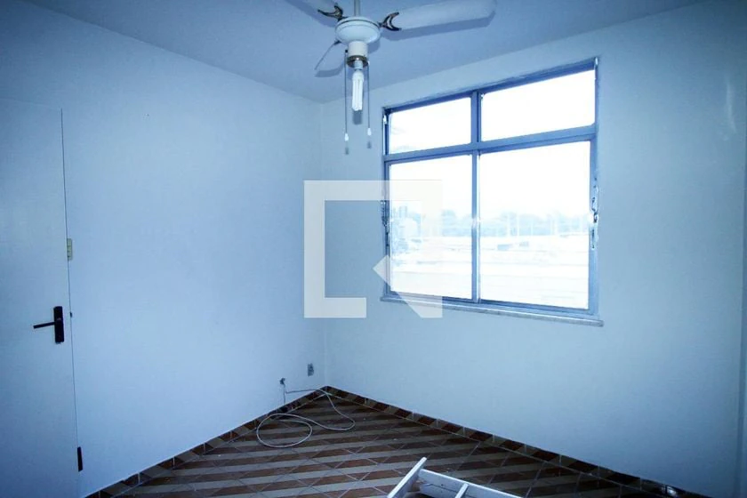 2-bedroom apartment in a building with a gym — photo 16