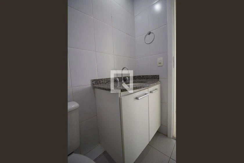 2-bedroom apartment in a building with a sauna — photo 32