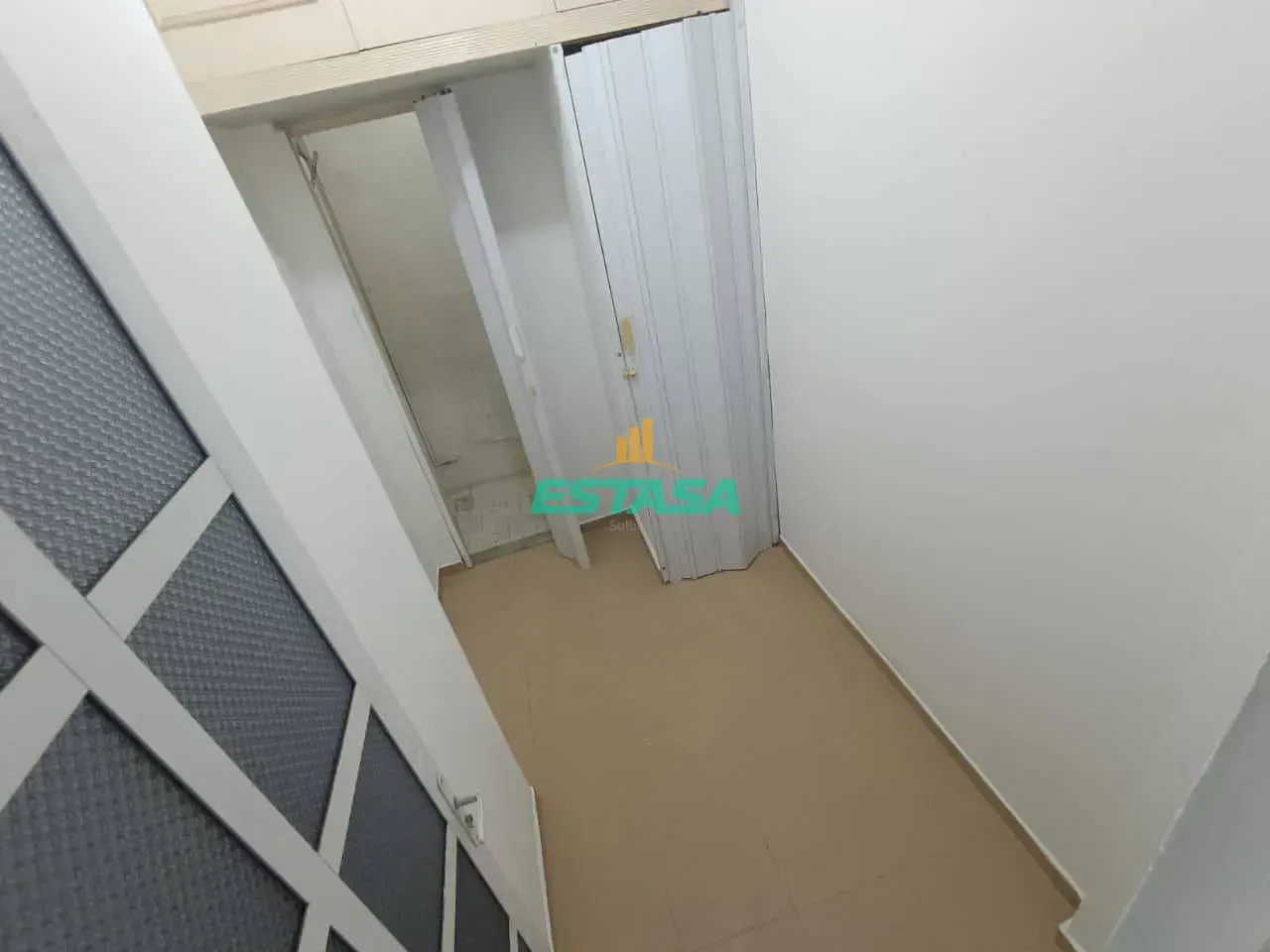 Дерев'яна підлога або ламінат та 2 спальні: квартира 75 м² — photo 22