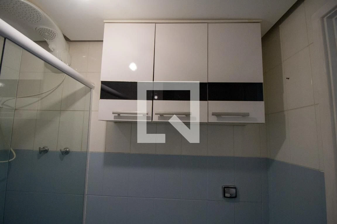 Apartamento sem mobília com 3 quartos e 5 banheiros — photo 4