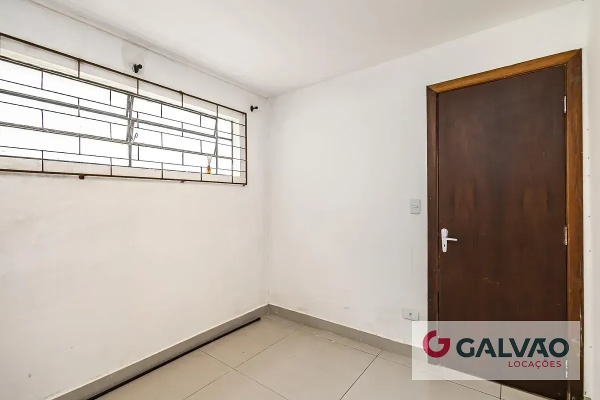 Ванна та 3 спальні: будинок 210 м² — photo 29