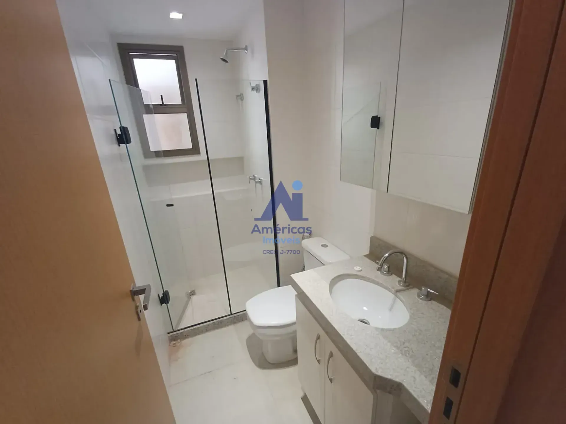 Rental apartment with 3 bedrooms and a balcony — photo 21