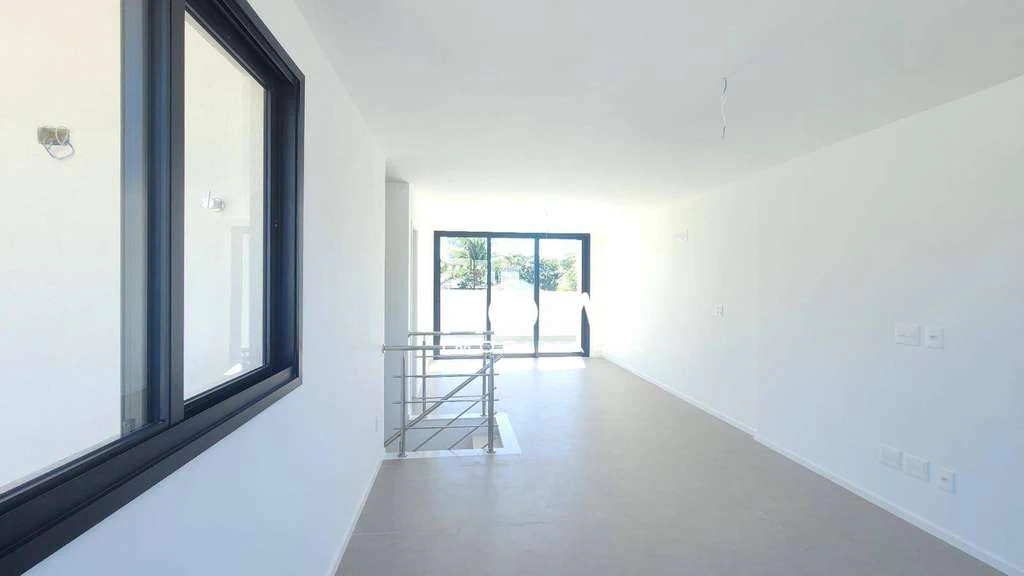 Casa com 4 suítes e 450 m² com 4 vagas — photo 4