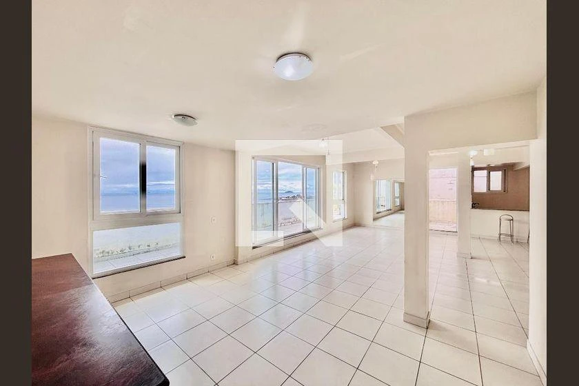 Unfurnished 2-bedroom apartment with 1 bathroom — photo 43