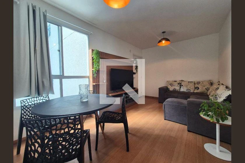 Furnished 2-bedroom apartment with an open-plan kitchen — photo 13