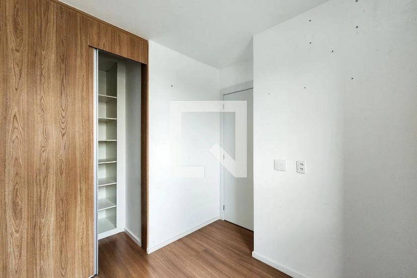 2-bedroom apartment in a building with a gym — photo 36