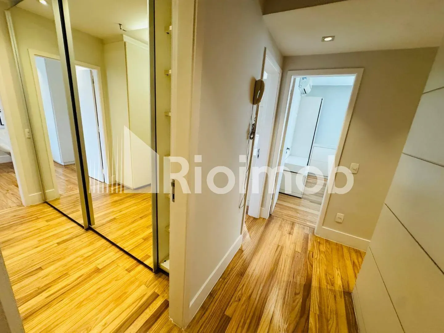 Unfurnished apartment with 5 bedrooms and 5 bathrooms — photo 8
