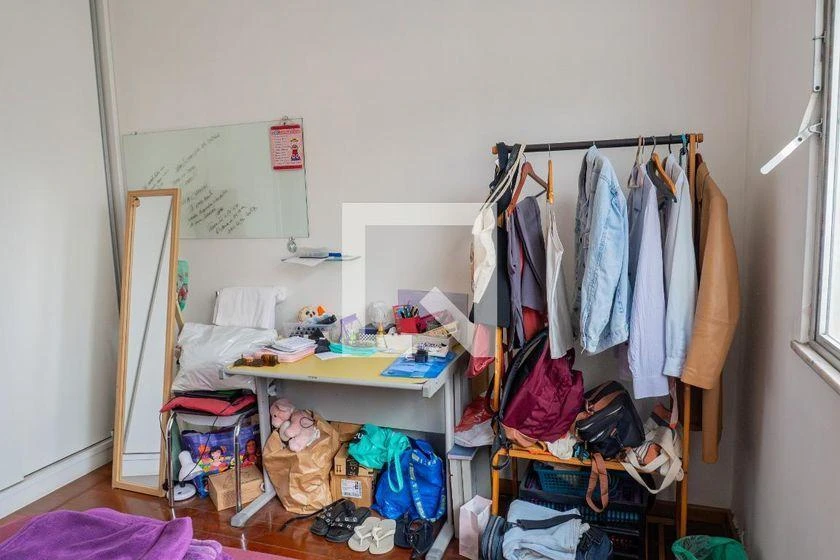 Furnished apartment with 4 bedrooms and 200 m² — photo 40