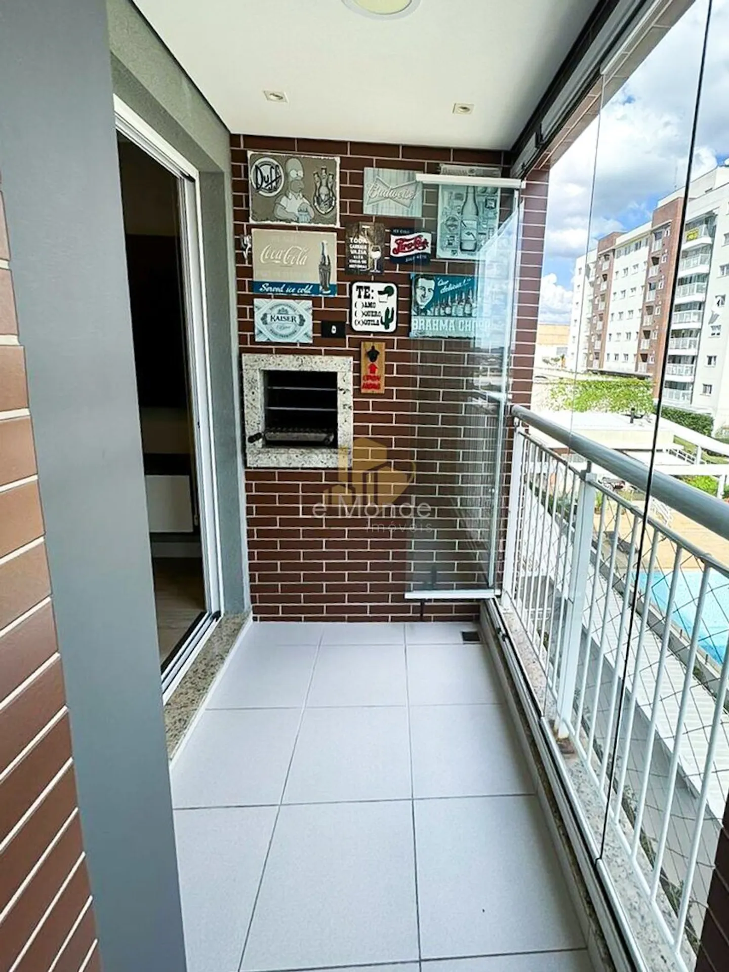 2-bedroom apartment with a balcony — photo 6
