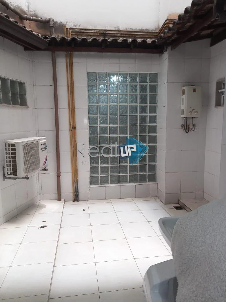Apartamento com 4 quartos e varanda — photo 26
