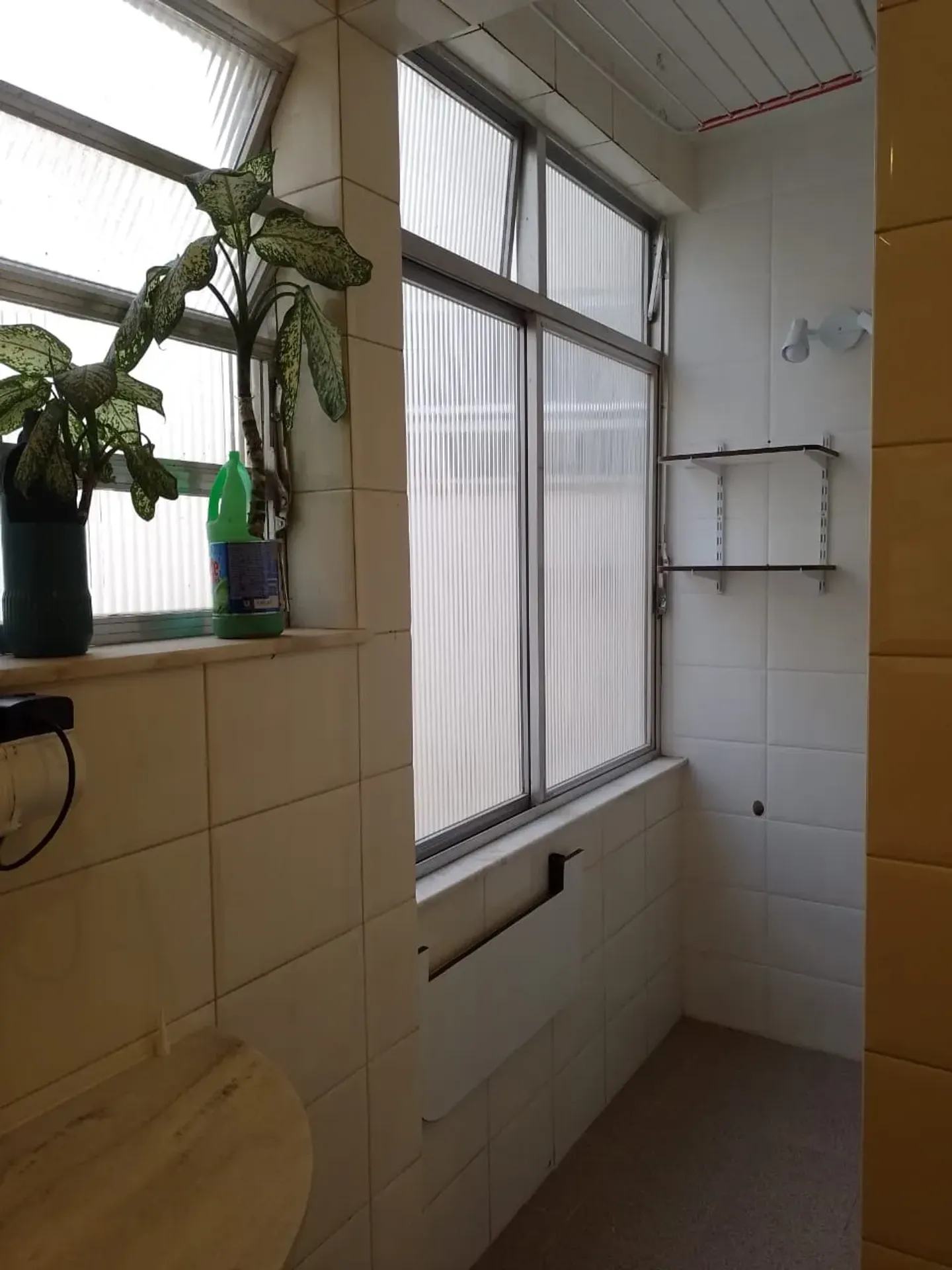 Furnished apartment, 77 m², with a bathtub — photo 5