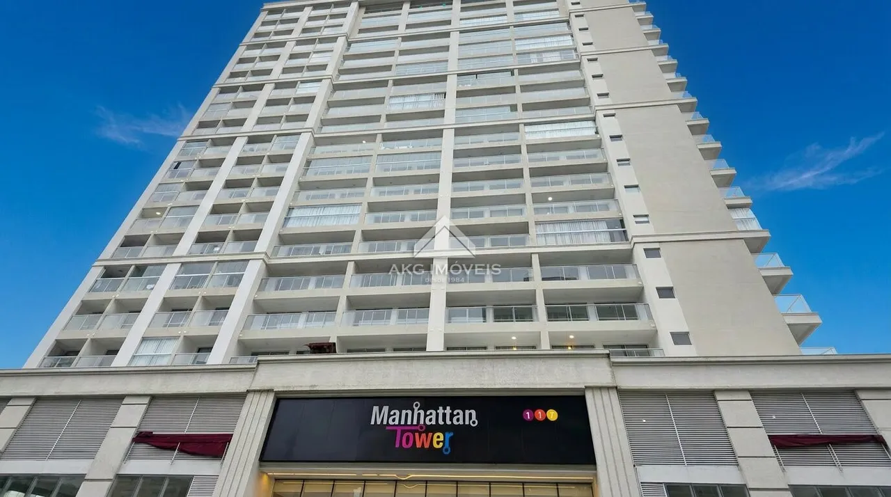 1-bedroom apartment on the 18th floor with balcony