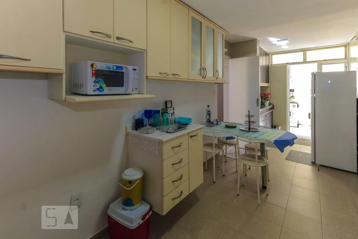 Furnished 4-bedroom apartment with 3 bathrooms — photo 5