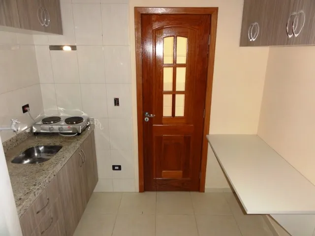 Studio de 28 m² com máquina de lavar e espaço de home office — photo 2