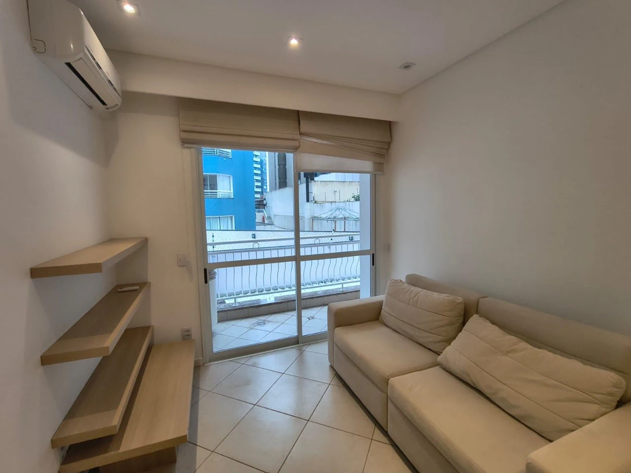 Furnished apartment, 67 m², with a grill on the balcony — photo 12